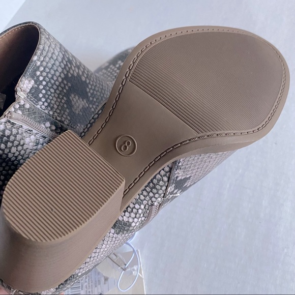 Faux Leather Double Zip Gray Snakeskin Bootie - Picture 7 of 8